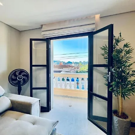 Lindo apartamento na Praia Grande-2